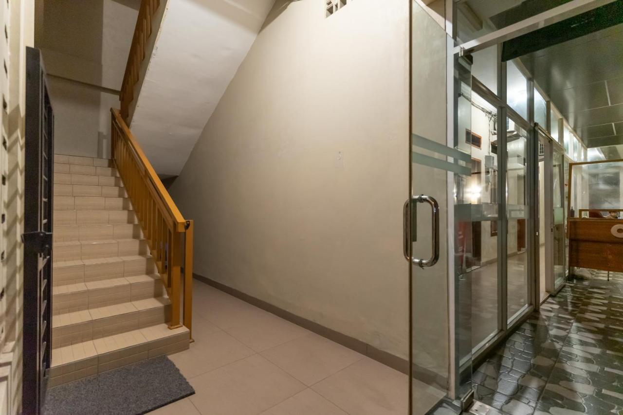 Reddoorz At Joyce Guest House מדאן מראה חיצוני תמונה